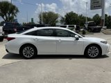 Used 2022 Toyota Avalon XLE image 3