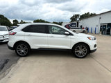Used 2020 Ford Edge Titanium image 2