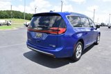 Used 2021 Chrysler Pacifica Limited image 3