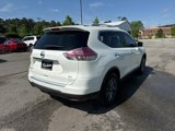 Used 2016 Nissan Rogue SL w/ SL Premium Package image 4