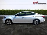 Used 2024 Nissan Altima 2.5 SV image 3