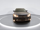 Used 2017 Toyota Highlander XLE w/ Carpet Mat Package image 3