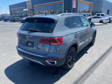 Used 2023 Volkswagen Taos SE w/ Panoramic Sunroof Package image 5