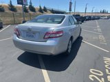 Used 2010 Toyota Camry LE image 2