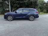 Used 2021 Toyota Highlander XLE image 2