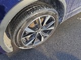 Certified 2022 Volkswagen Tiguan SEL R-Line image 2