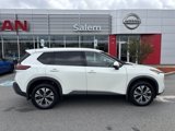 Used 2021 Nissan Rogue SV image 2