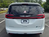 Used 2023 Chrysler Pacifica Limited image 5