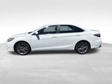 Used 2015 Toyota Camry SE image 2