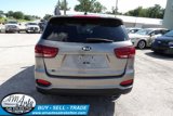 Used 2019 Kia Sorento L image 4