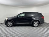 Used 2023 Ford Explorer XLT w/ Equipment Group 202A image 4