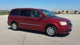 Used 2014 Chrysler Town & Country Touring image 2