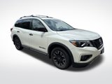 Used 2019 Nissan Pathfinder SL image 2