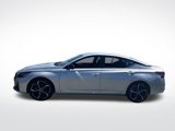 Used 2023 Nissan Altima 2.5 SR image 2