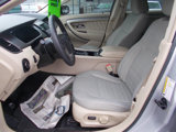 Used 2016 Ford Taurus SE image 5