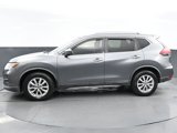 Used 2018 Nissan Rogue SV image 4