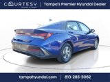 New 2025 Hyundai Elantra SE image 3