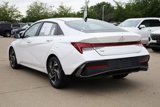 Certified 2024 Hyundai Elantra SEL w/ Convenience Package image 5