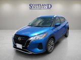 Used 2023 Nissan Kicks SV image 2