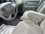 Used 2003 Ford Taurus SE image 3