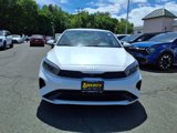Certified 2022 Kia Forte LXS image 2