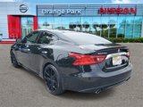 Used 2017 Nissan Maxima Platinum image 3
