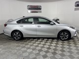 Used 2021 Kia Forte LXS image 2