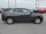Used 2022 Chevrolet Equinox LT image 2