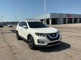 Used 2017 Nissan Rogue SL image 3