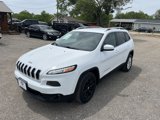 Used 2018 Jeep Cherokee Latitude image 2