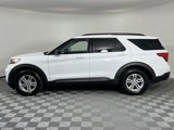 Used 2022 Ford Explorer XLT w/ Equipment Group 202A image 4