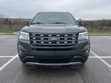 Used 2017 Ford Explorer XLT image 3