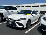 Certified 2022 Toyota Camry SE image 2