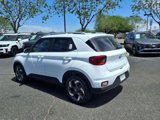New 2025 Hyundai Venue SEL image 4