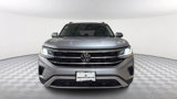 Used 2022 Volkswagen Atlas SE image 2