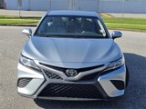Used 2018 Toyota Camry SE image 2
