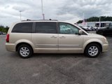 Used 2013 Chrysler Town & Country Touring image 5