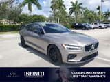 Used 2019 Volvo S60 T6 R-Design image 1