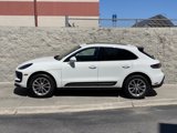 Certified 2025 Porsche Macan image 2