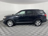 Used 2017 Ford Explorer XLT image 5