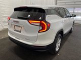 Used 2024 GMC Terrain SLE image 4
