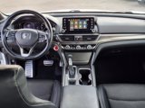 Used 2018 Honda Accord Sport image 6