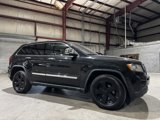 Used 2011 Jeep Grand Cherokee Limited image 3