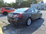 Used 2017 Ford Taurus SE image 3