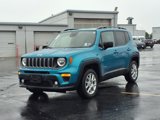 Used 2022 Jeep Renegade Latitude image 2