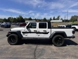 Used 2023 Jeep Gladiator Sport image 4