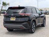 Used 2023 Nissan Rogue SV image 3