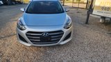 Used 2016 Hyundai Elantra GT image 2