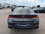 Used 2021 Hyundai Elantra SEL image 5