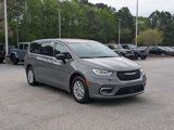 New 2025 Chrysler Pacifica Select image 3